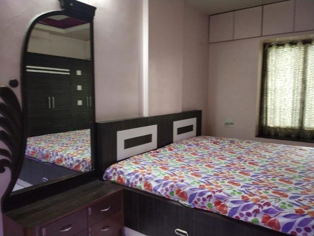 Rental | 3 BHK 1245 Sq.Ft. Apartment in Bhusari Colony