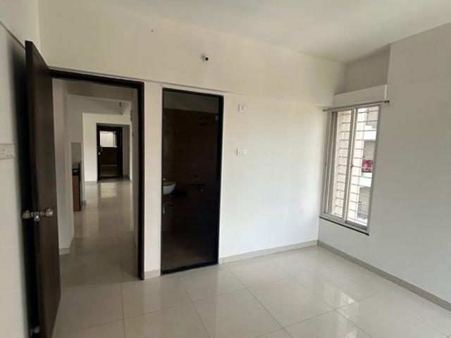 Rental | 3 BHK + 1250 Sq.Ft. Apartment in Belvalkar Mitrangan