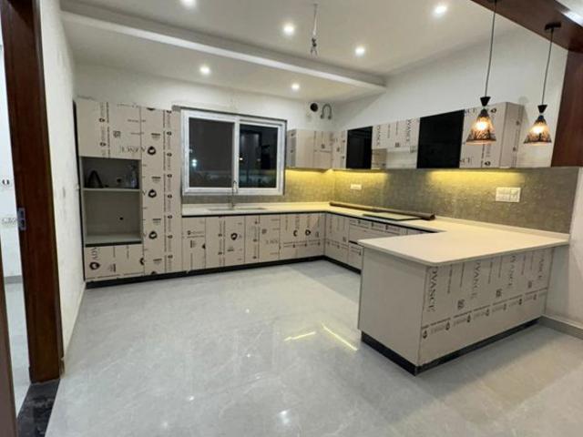 Rental | 3 BHK + 1250 Sq.Ft. Apartment in BPTP District