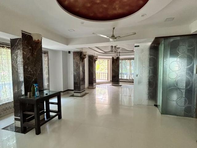 Rental | 3 BHK 1250 Sq.Ft. Apartment in Hashu Niwas