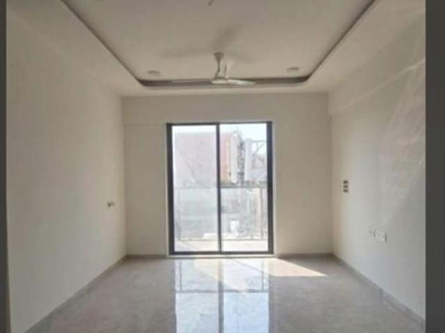 Rental | 3 BHK + 1250 Sq.Ft. Apartment in Heritage Signature