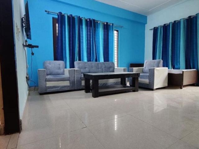 Rental | 3 BHK 1250 Sq.Ft. Apartment in Maya Homes
