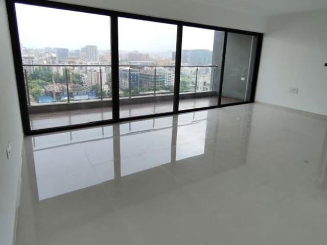Rental | 3 BHK 1250 Sq.Ft. Apartment in Majestique Signature Towers
