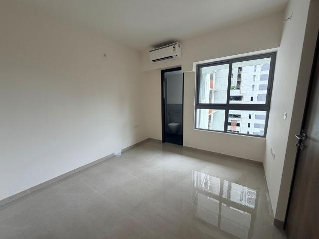 Rental | 3 BHK 1250 Sq.Ft. Apartment in Piramal Vaikunth A Class Homes