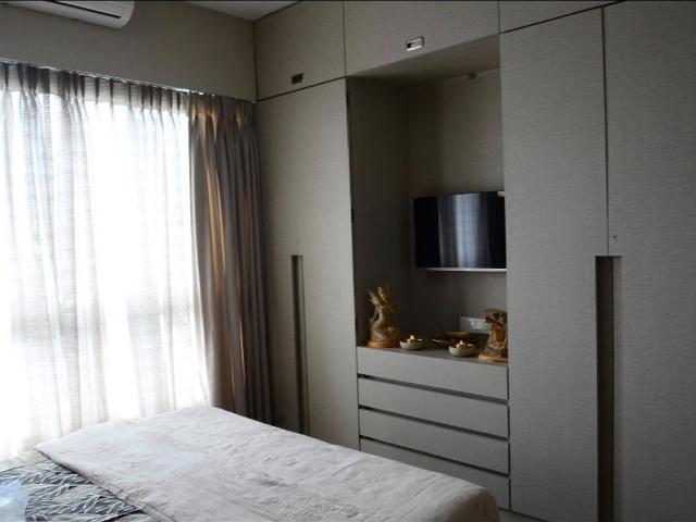 Rental | 3 BHK 1250 Sq.Ft. Apartment in Raheja Garden Estate
