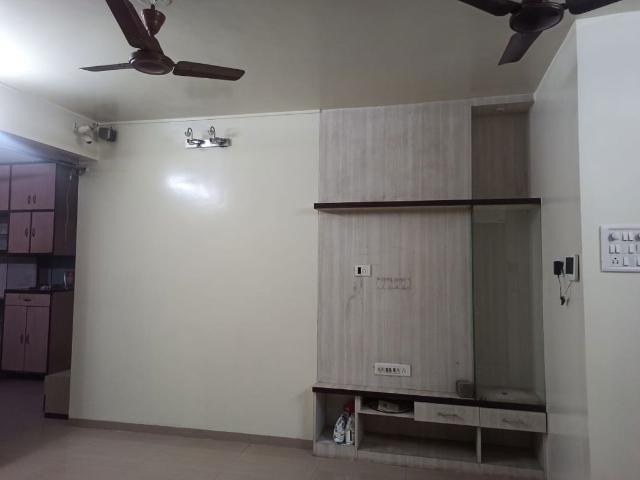Rental | 3 BHK 1256 Sq.Ft. Apartment in Hingne Budrukh