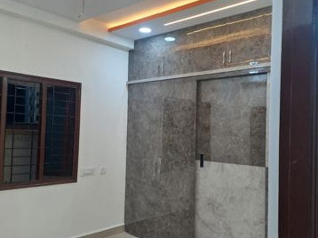 Rental | 3 BHK + 1275 Sq.Ft. Apartment in Reflex Satnam Apartment