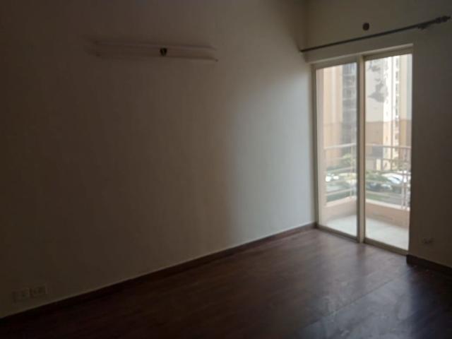 Rental | 3 BHK 1285 Sq.Ft. Apartment in Paras Tierea