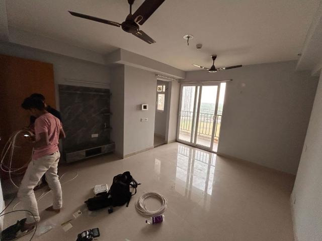 Rental | 3 BHK 1285 Sq.Ft. Apartment in Tata Eureka Park