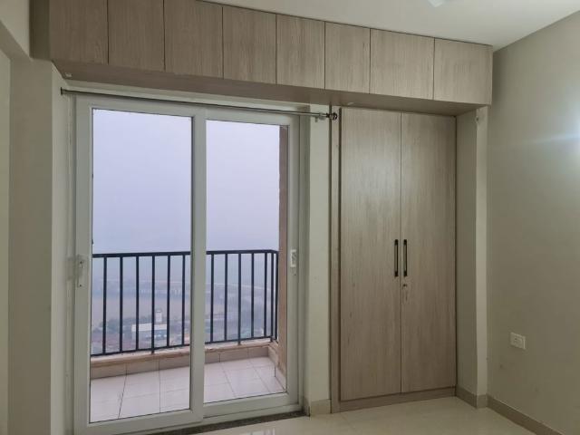 Rental | 3 BHK 1285 Sq.Ft. Apartment in Tata Eureka Park