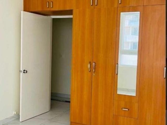 Rental | 3 BHK 1290 Sq.Ft. Apartment in Mantri Lithos