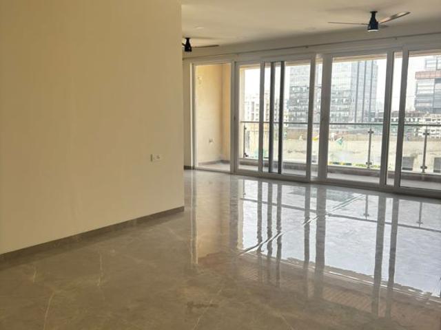 Rental | 3 BHK + 1298 Sq.Ft. Apartment in Majestique Signature Towers