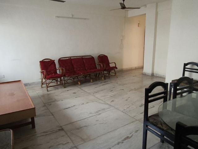 Rental | 3 BHK 1200 Sq.Ft. Apartment in Abhay CHS