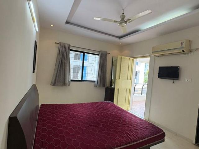 Rental | 3 BHK 1200 Sq.Ft. Apartment in Baner Gaon