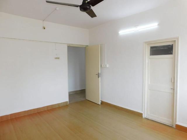 Rental | 3 BHK 1200 Sq.Ft. Apartment in Om Tower Kandivali
