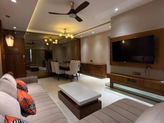 Rental | 3 BHK + 1200 Sq.Ft. Apartment in Mount Mary Bandra
