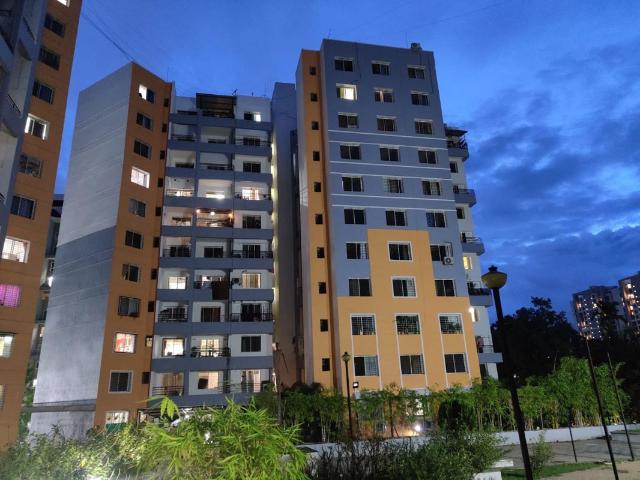 Rental | 3 BHK 1200 Sq.Ft. Apartment in Manav Silver Skyscapes