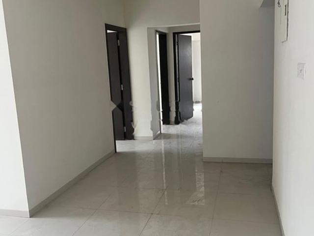 Rental | 3 BHK 1200 Sq.Ft. Apartment in Mantra 29 Gold Coast Phase 3