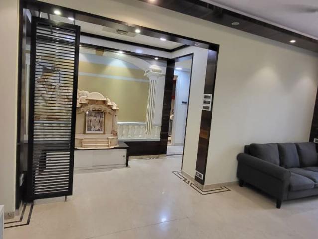 Rental | 3 BHK 1200 Sq.Ft. Apartment in Meena Towers Apartment