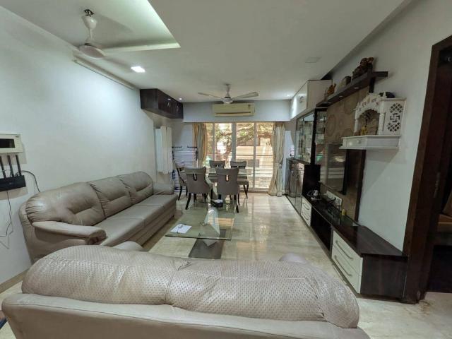 Rental | 3 BHK 1200 Sq.Ft. Apartment in Seven Bungalow