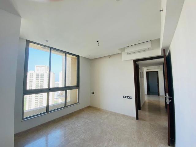 Rental | 3 BHK + 1200 Sq.Ft. Apartment in Puranik Hometown Phase II