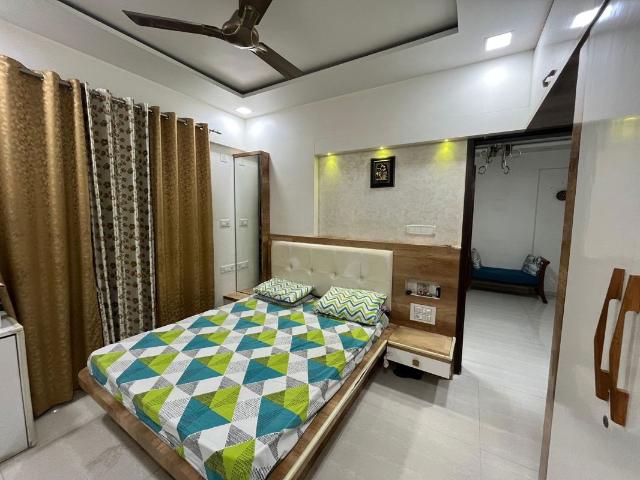 Rental | 3 BHK 1200 Sq.Ft. Apartment in Wakad