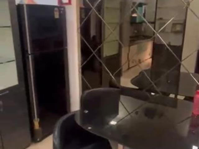 Rental | 3 BHK + 1200 Sq.Ft. Apartment in VM Pancharatna Complex