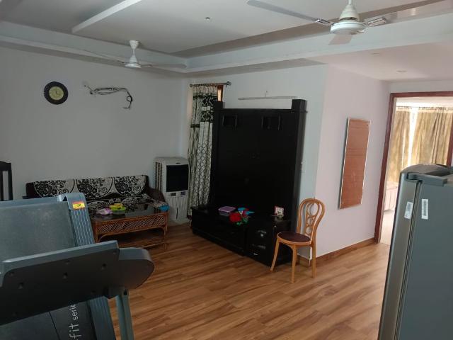 Rental | 3 BHK 1200 Sq.Ft. Apartment in Vasant Kunj