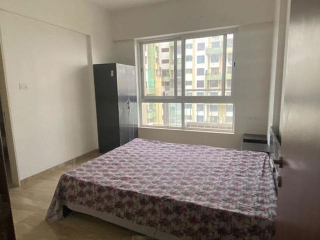 Rental | 3 BHK 1200 Sq.Ft. Apartment in VTP Solitaire