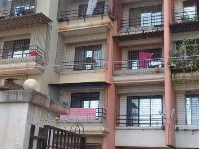 Rental | 3 BHK + 1215 Sq.Ft. Apartment in Vasant Deep