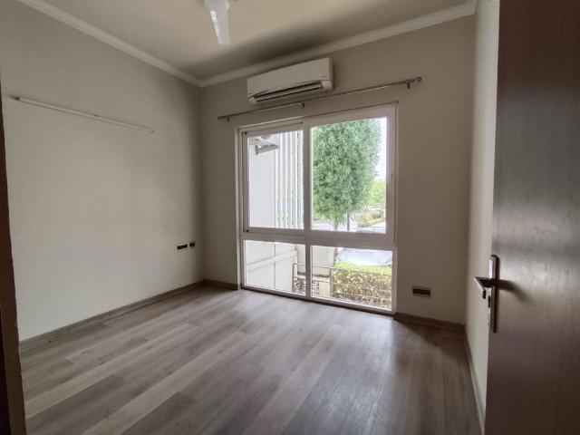 Rental | 3 BHK + 1230 Sq.Ft. Independent House in Central Park Flower Valley