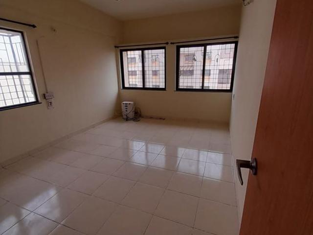 Rental | 3 BHK 1236 Sq.Ft. Apartment in Gananjay Society