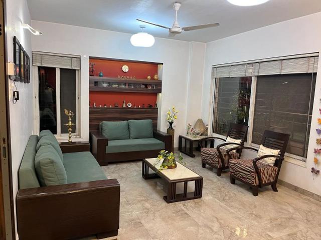 Rental | 3 BHK + 1239 Sq.Ft. Apartment in Ideal Colony