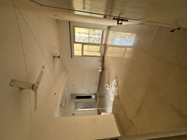 Rental | 3 BHK 1350 Sq.Ft. Apartment in Aims Golf City
