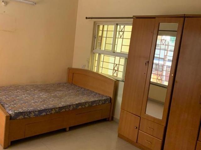 Rental | 3 BHK 1350 Sq.Ft. Apartment in G K Dwarka Queens Park