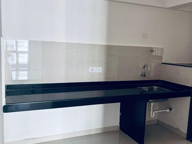 Rental | 3 BHK 1350 Sq.Ft. Apartment in Kohinoor Viva City