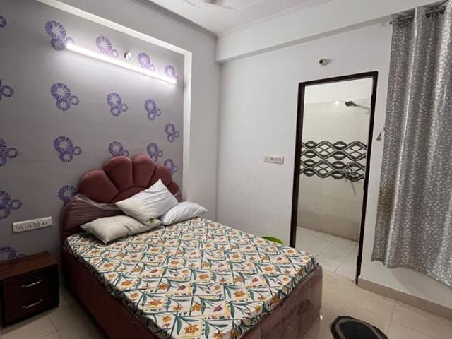Rental | 3 BHK 1350 Sq.Ft. Apartment in Karolan Ka Barh