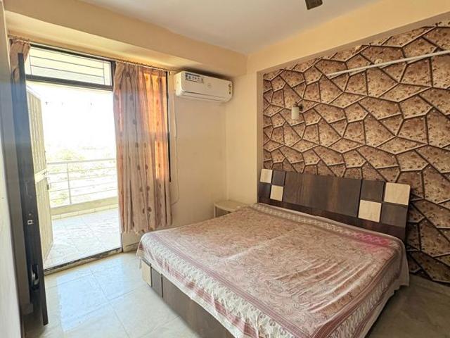 Rental | 3 BHK 1350 Sq.Ft. Apartment in Indowestern Shyam Exclusive