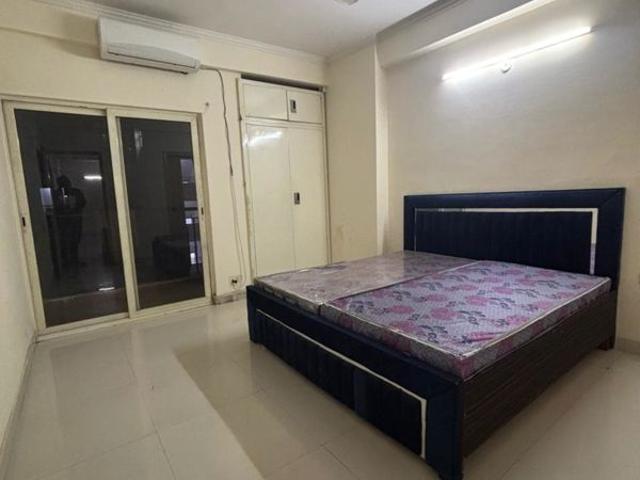 Rental | 3 BHK 1350 Sq.Ft. Apartment in Maxblis White House