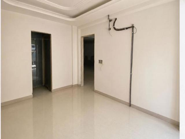 Rental | 3 BHK 1350 Sq.Ft. Apartment in Mahagun Mosaic