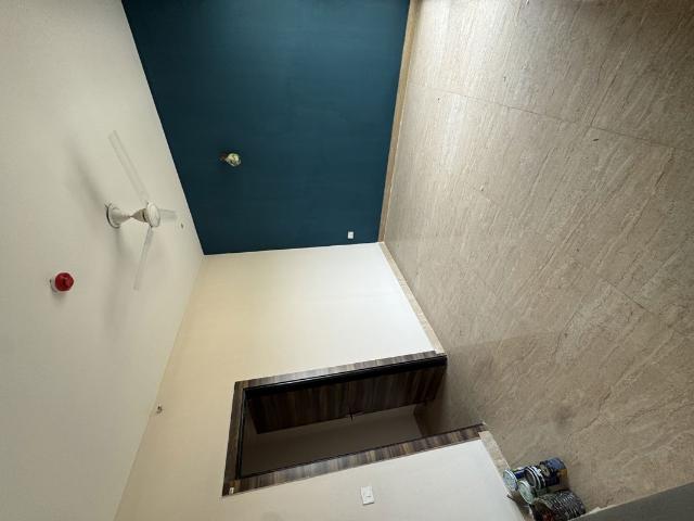 Rental | 3 BHK 1350 Sq.Ft. Apartment in Palm Marina Suites