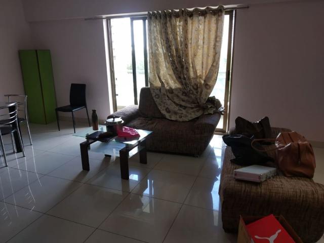 Rental | 3 BHK 1350 Sq.Ft. Apartment in Paranjape Blue Ridge