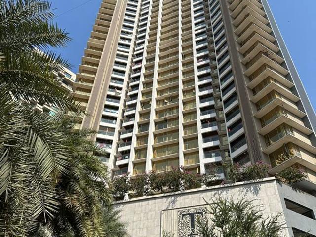 Rental | 3 BHK 1350 Sq.Ft. Apartment in Transcon Triumph Tower