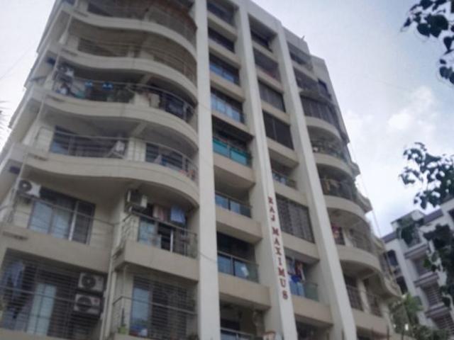 Rental | 3 BHK 1360 Sq.Ft. Apartment in Raj Maximus