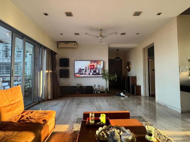 Rental | 3 BHK + 1364 Sq.Ft. Apartment in Radius Imperial Heights