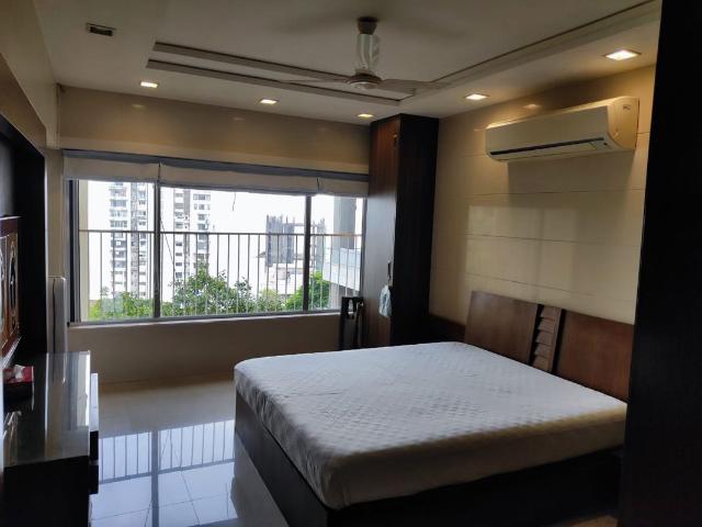 Rental | 3 BHK 1365 Sq.Ft. Apartment in Kalpataru Kalpavriksha Residency