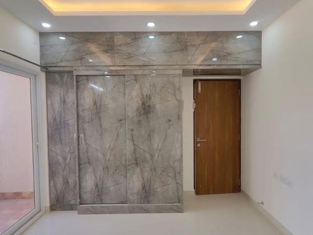 Rental | 3 BHK 1365 Sq.Ft. Apartment in Mantri Lithos
