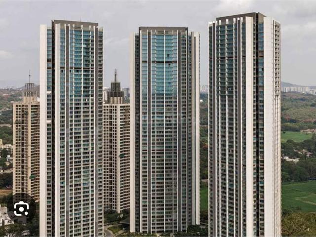 Rental | 3 BHK + 1366 Sq.Ft. Apartment in Oberoi Realty Esquire