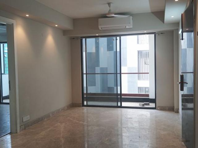 Rental | 3 BHK + 1370 Sq.Ft. Apartment in Signature Global City 63A