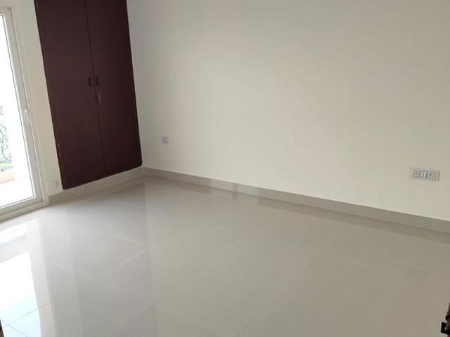 Rental | 3 BHK 1375 Sq.Ft. Apartment in Sector 76